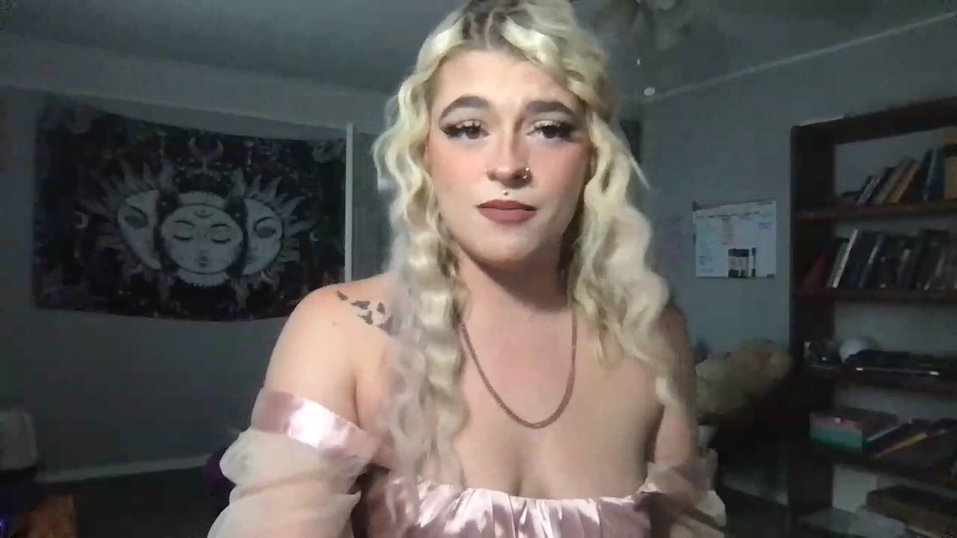 Gallery image thumbnail from Msbrandyjack's myfreecams stream on, 06/29/2023, 20:43 image 6 of 20