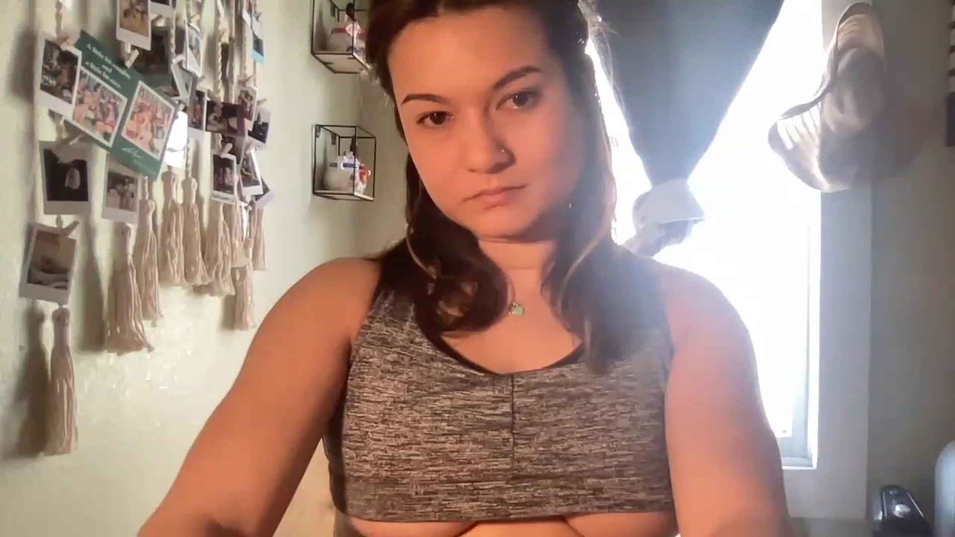 Gallery image thumbnail from Msfoxxylove's myfreecams stream on, 01/01/2023, 18:33 image 10 of 20