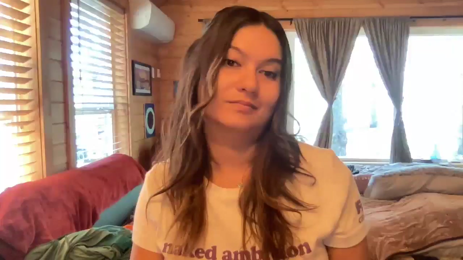 Gallery image thumbnail from Msfoxxylove's myfreecams stream on, 05/24/2025, 15:10 image 17 of 20