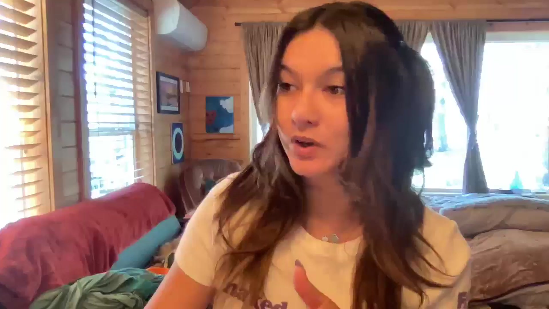 Gallery image thumbnail from Msfoxxylove's myfreecams stream on, 05/24/2025, 15:10 image 13 of 20