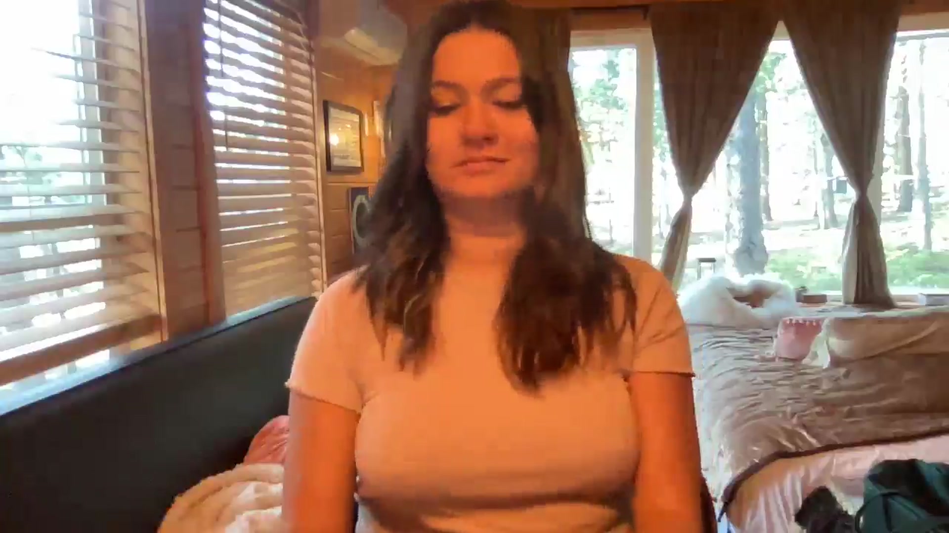 Gallery image thumbnail from Msfoxxylove's myfreecams stream on, 08/15/2025, 15:04 image 3 of 20