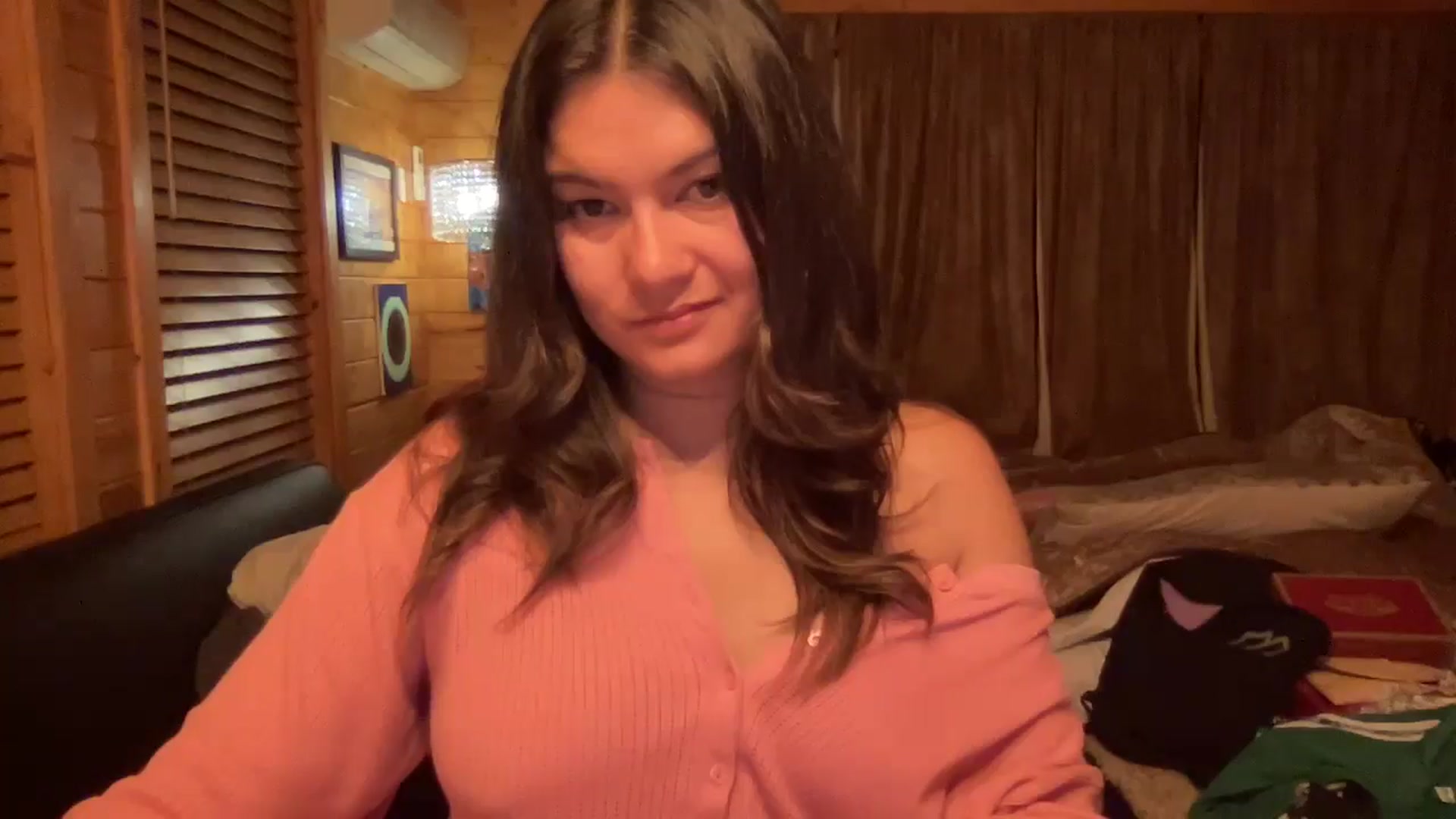 Gallery image thumbnail from Msfoxxylove's myfreecams stream on, 09/08/2025, 11:46 image 13 of 20