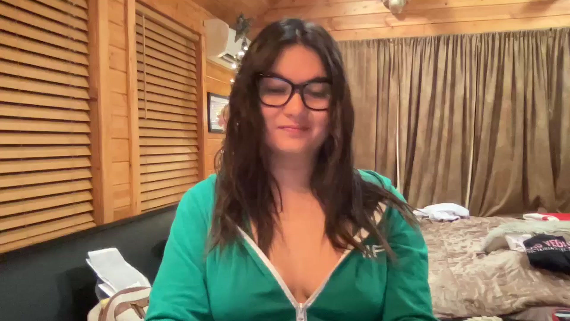 Gallery image thumbnail from Msfoxxylove's myfreecams stream on, 12/31/2025, 10:10 image 11 of 20