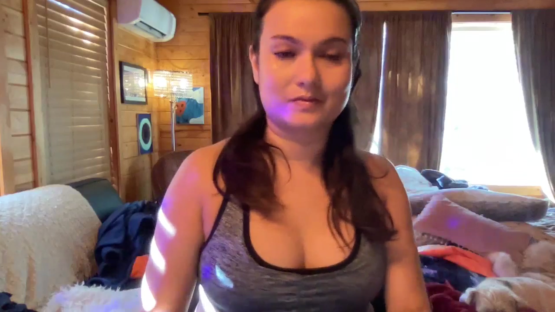 Gallery image thumbnail from Msfoxxylove's myfreecams stream on, 04/04/2026, 15:44 image 2 of 20