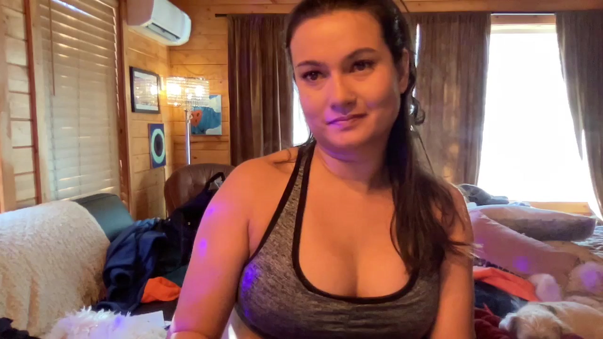 Gallery image thumbnail from Msfoxxylove's myfreecams stream on, 04/04/2026, 15:44 image 14 of 20