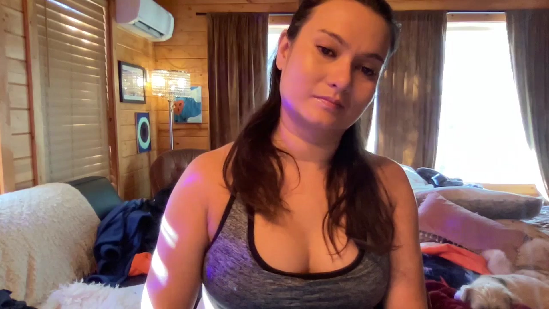 Gallery image thumbnail from Msfoxxylove's myfreecams stream on, 04/04/2026, 15:44 image 3 of 20