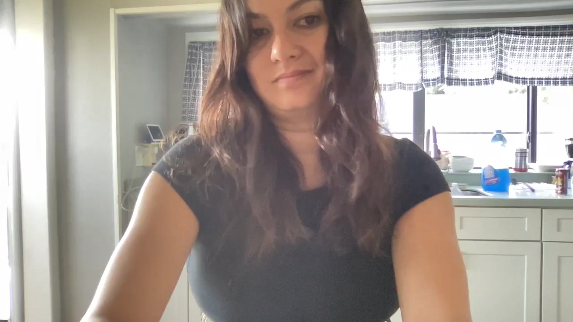 Gallery image thumbnail from Msfoxxylove's myfreecams stream on, 05/11/2026, 11:55 image 11 of 20