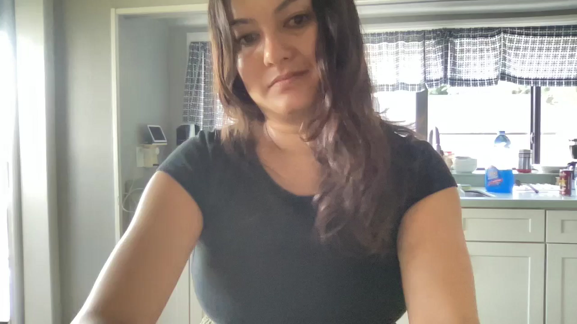 Gallery image thumbnail from Msfoxxylove's myfreecams stream on, 05/11/2026, 11:55 image 3 of 20