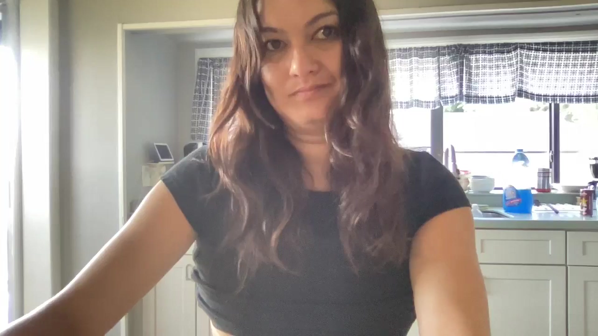 Gallery image thumbnail from Msfoxxylove's myfreecams stream on, 05/11/2026, 11:55 image 16 of 20