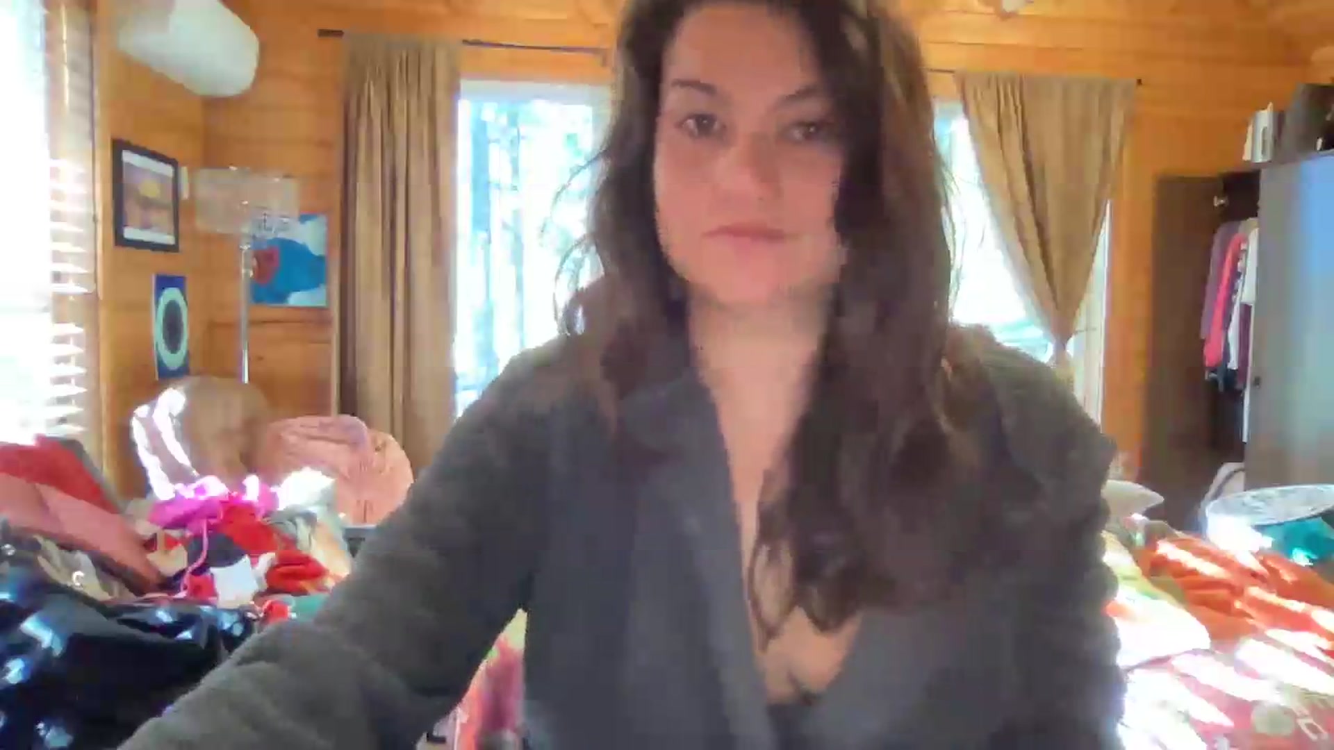 Gallery image thumbnail from Msfoxxylove's myfreecams stream on, 05/24/2026, 14:03 image 7 of 20