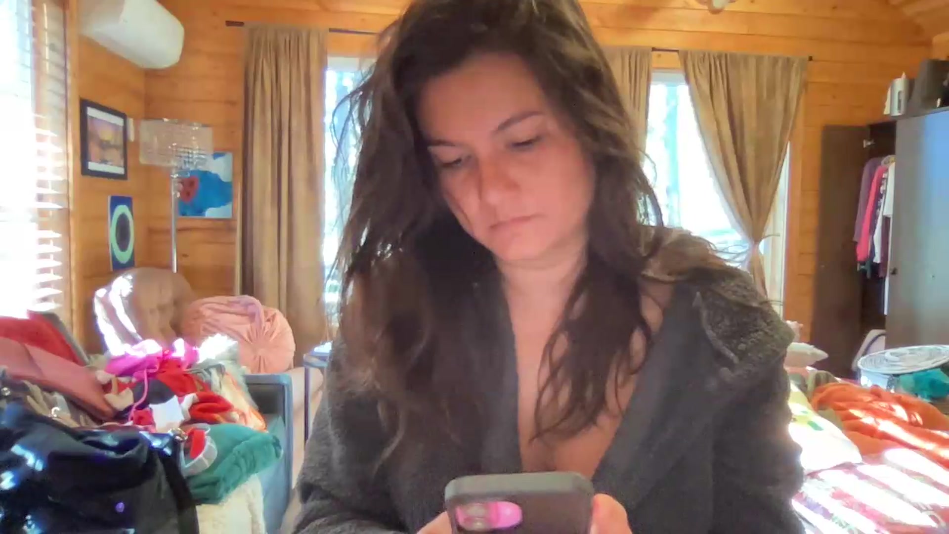 Gallery image thumbnail from Msfoxxylove's myfreecams stream on, 05/24/2026, 14:03 image 10 of 20