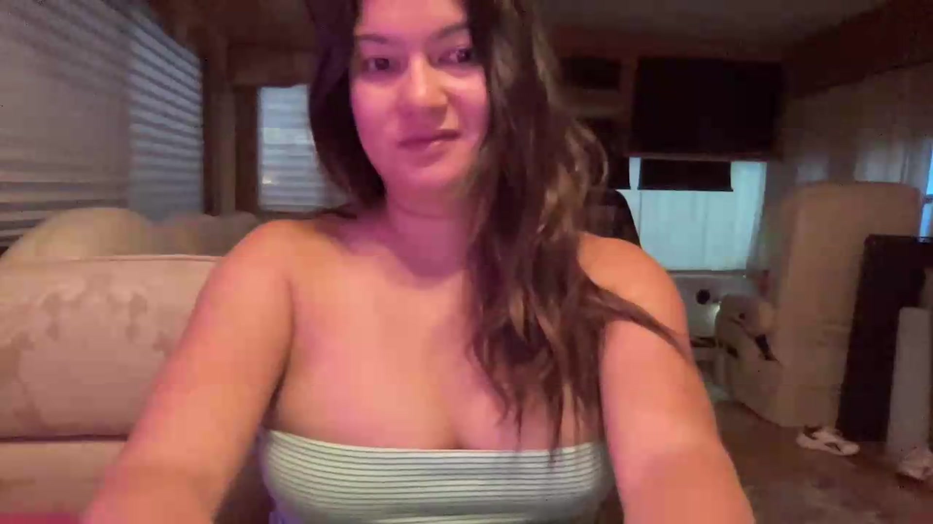 Gallery image thumbnail from Msfoxxylove's myfreecams stream on, 08/30/2026, 12:53 image 13 of 20