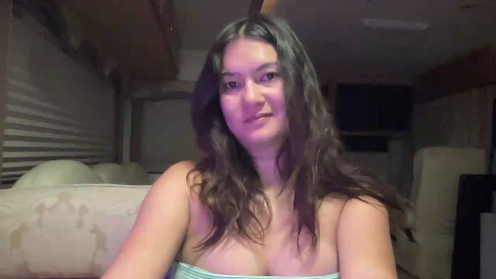 Gallery image thumbnail from Msfoxxylove's myfreecams stream on, 08/30/2026, 12:53 image 4 of 20