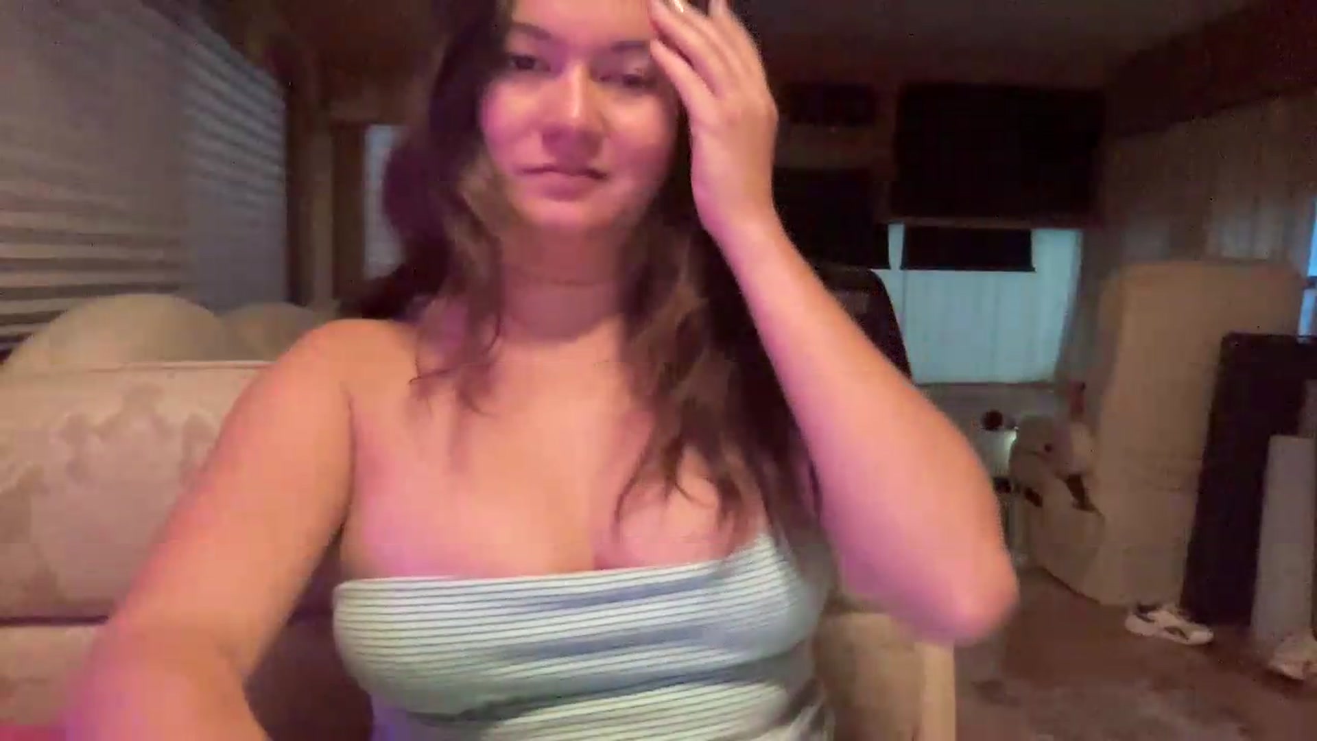 Gallery image thumbnail from Msfoxxylove's myfreecams stream on, 08/30/2026, 12:53 image 11 of 20
