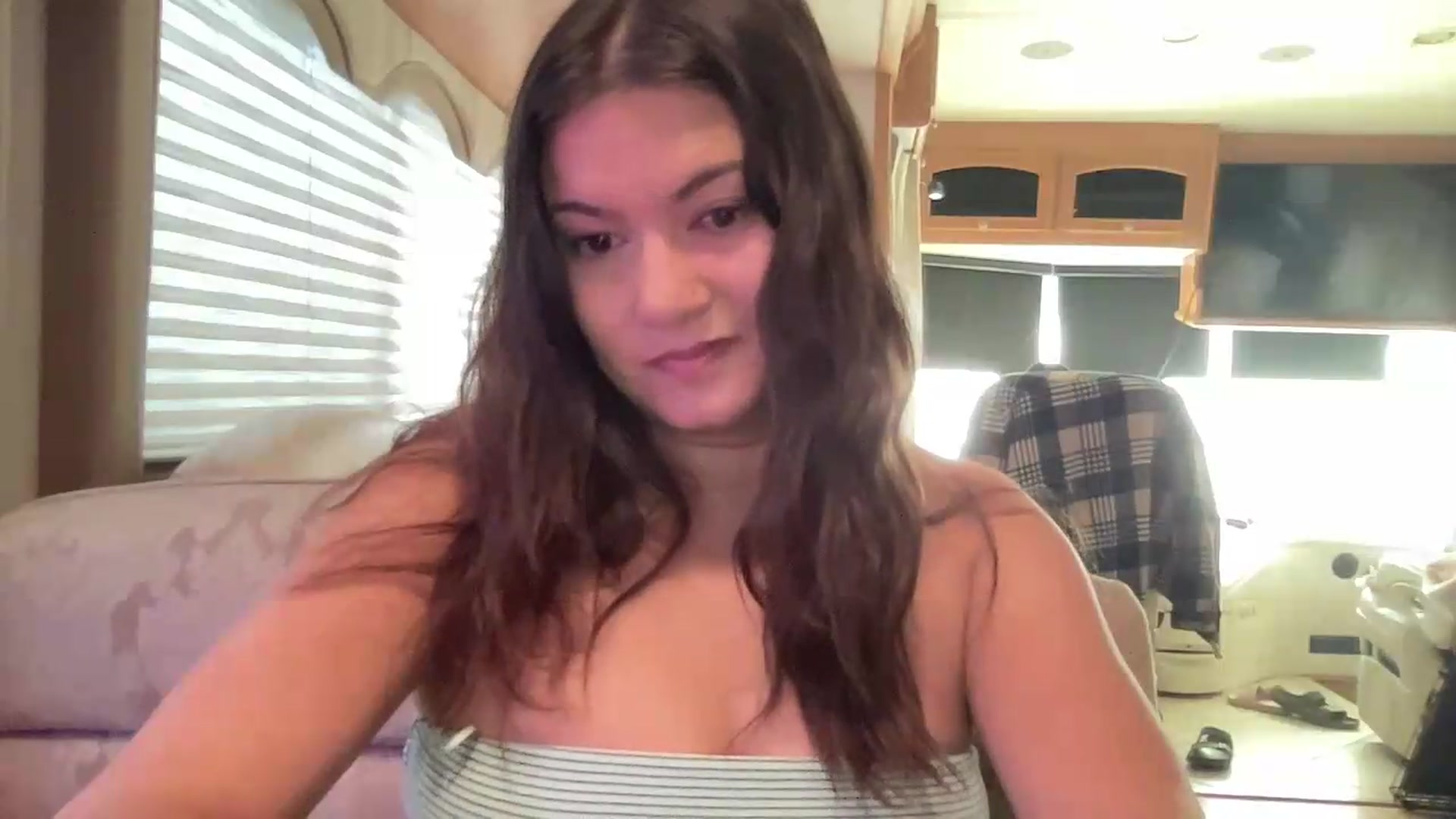 Gallery image thumbnail from Msfoxxylove's myfreecams stream on, 08/31/2026, 15:35 image 6 of 20