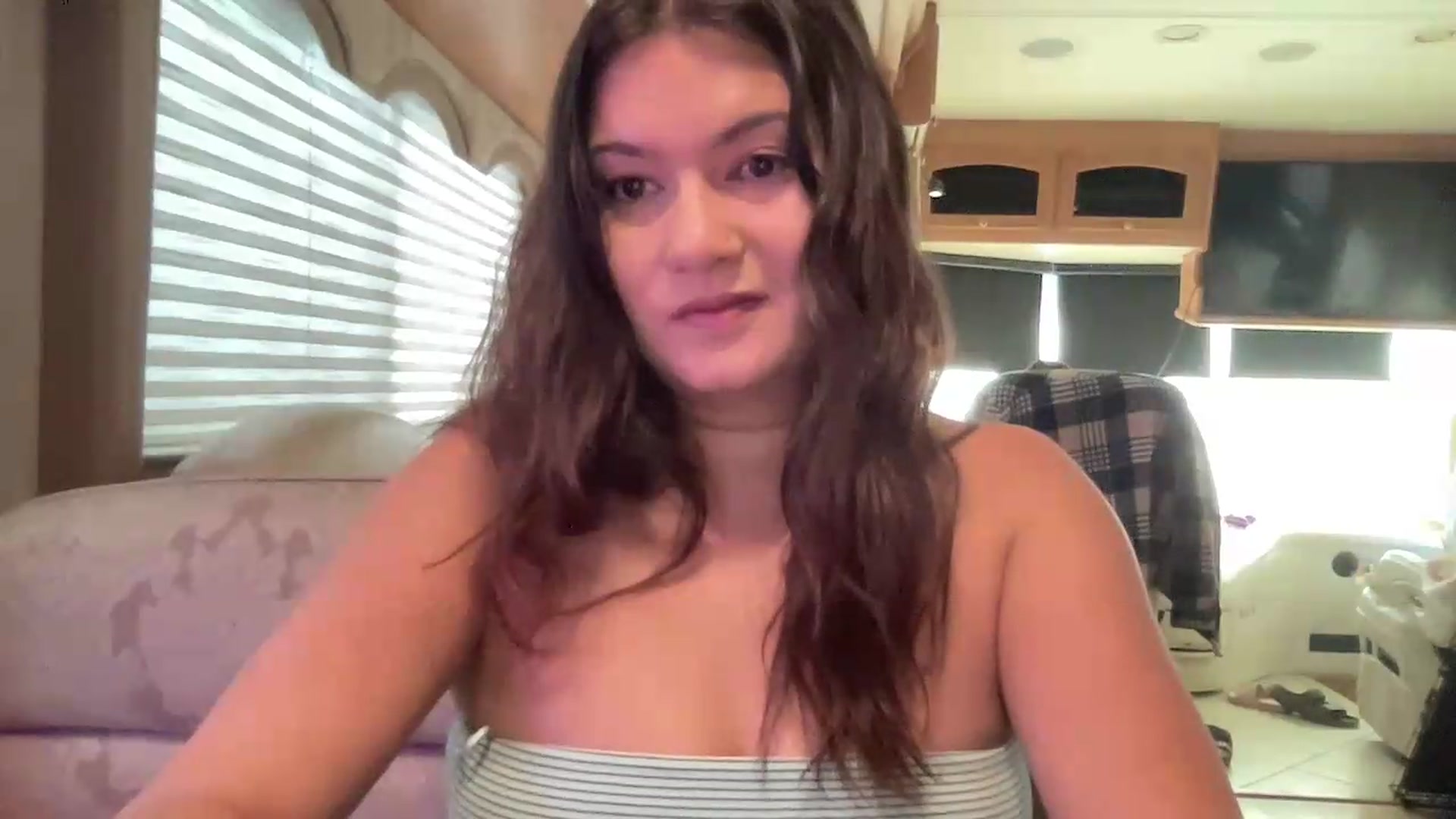 Gallery image thumbnail from Msfoxxylove's myfreecams stream on, 08/31/2026, 15:35 image 3 of 20