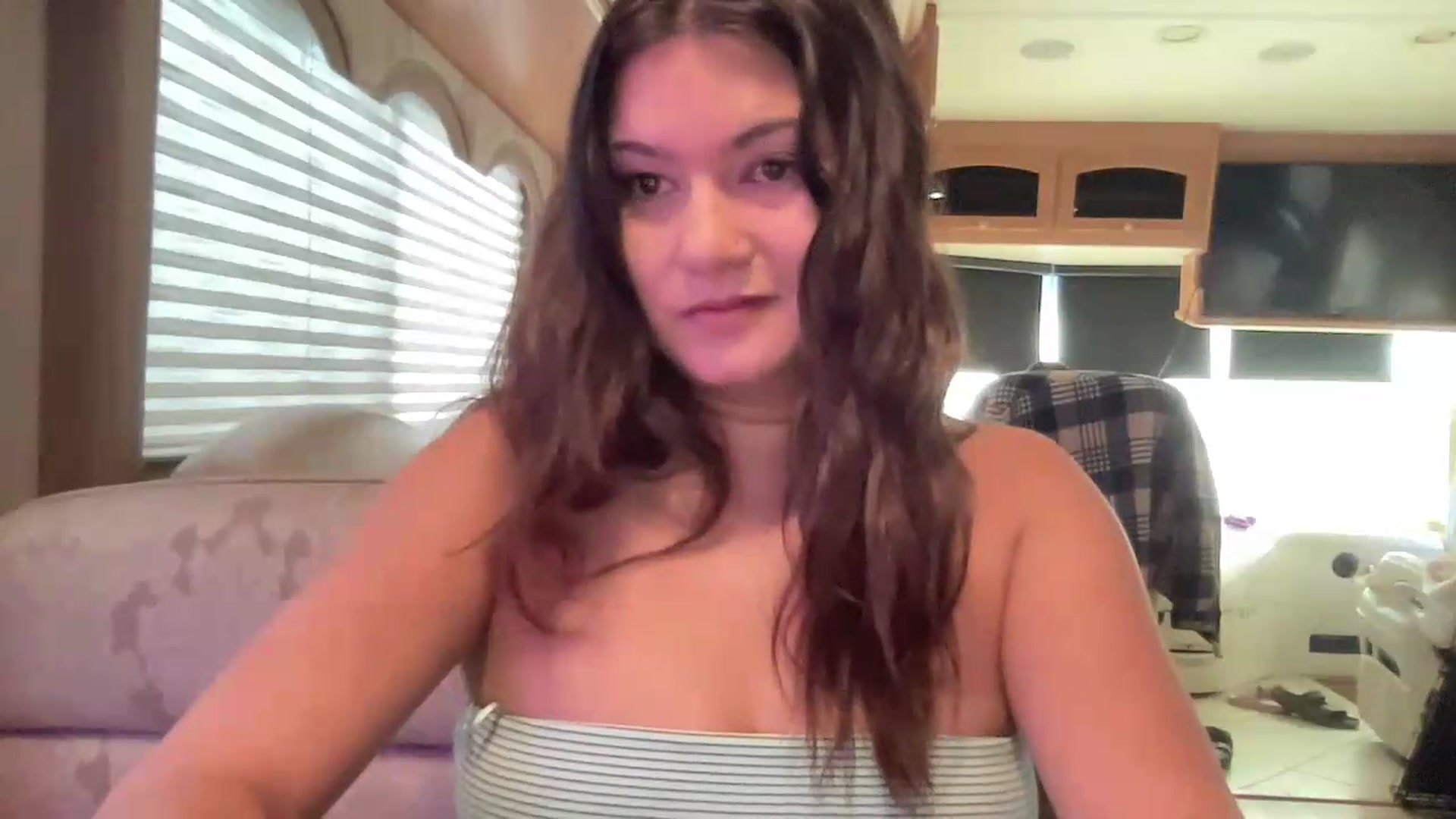 Gallery image thumbnail from Msfoxxylove's myfreecams stream on, 08/31/2026, 15:35 image 2 of 20