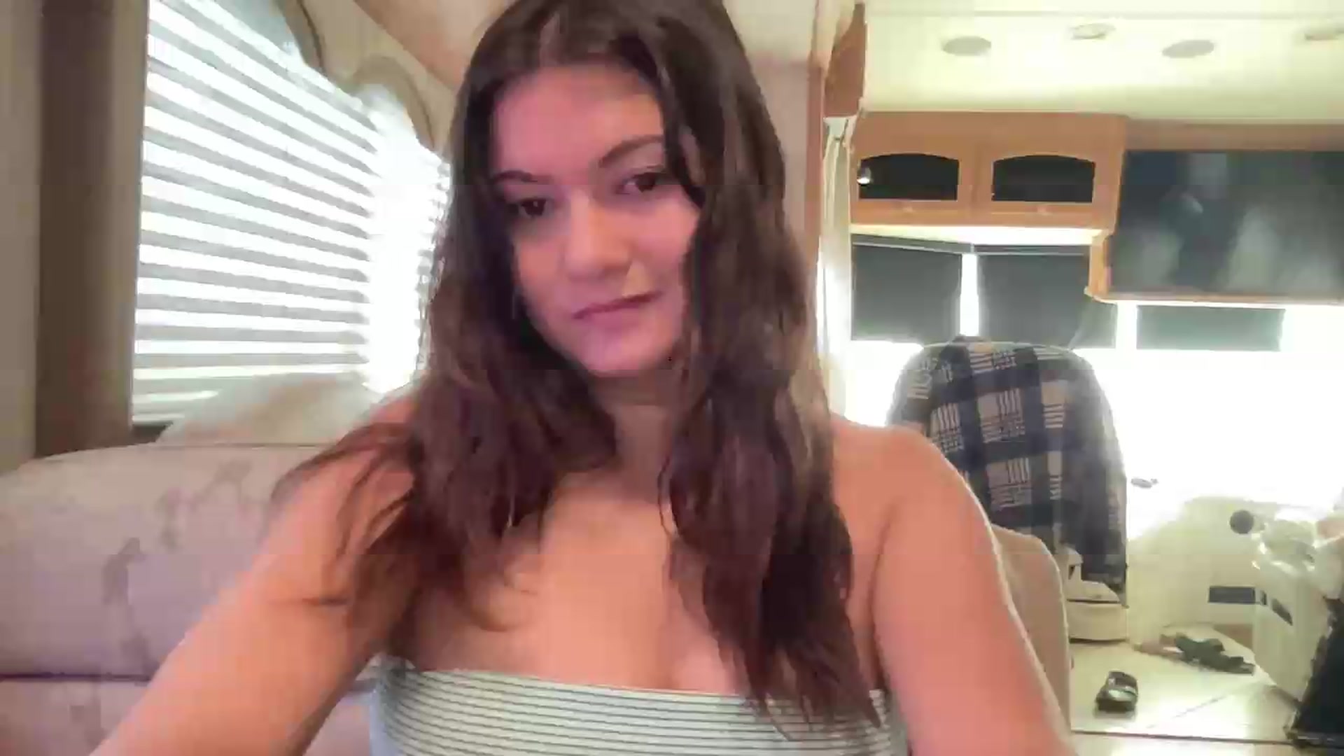 Gallery image thumbnail from Msfoxxylove's myfreecams stream on, 08/31/2026, 15:35 image 11 of 20