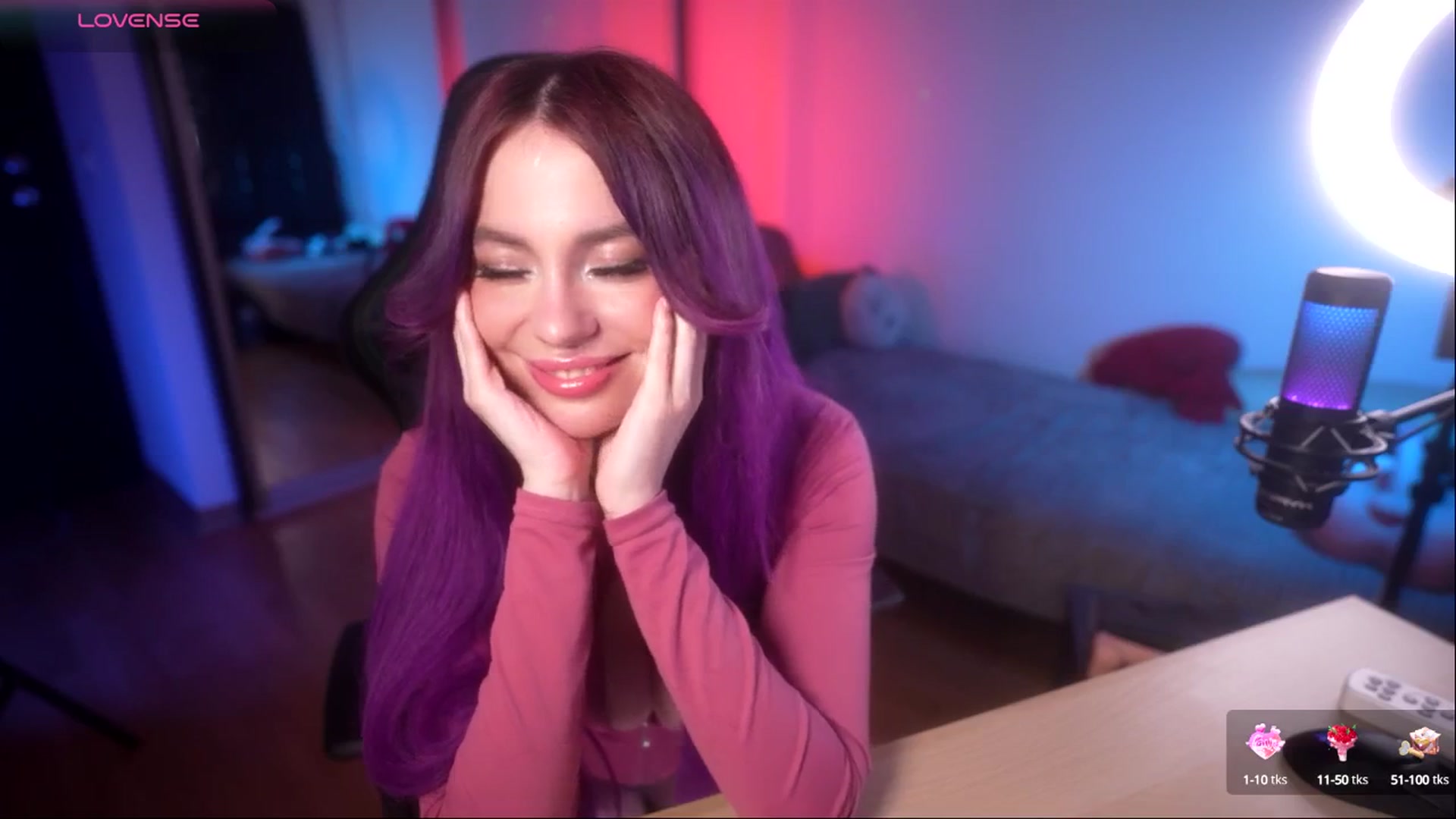 Gallery image thumbnail from Mslikepie's myfreecams stream on, 03/02/2025, 19:21 image 9 of 20