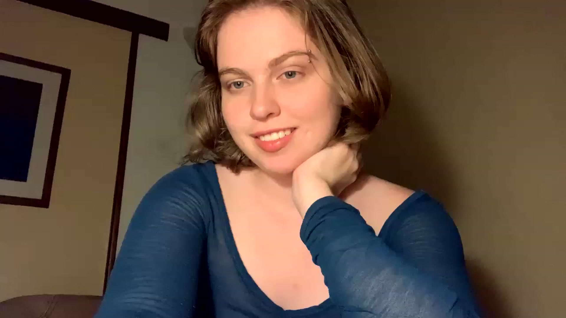 Gallery image thumbnail from Msprissylynx1's myfreecams stream on, 12/09/2022, 01:53 image 17 of 20
