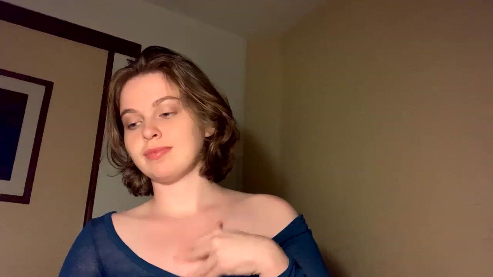 Gallery image thumbnail from Msprissylynx1's myfreecams stream on, 12/09/2022, 01:53 image 4 of 20