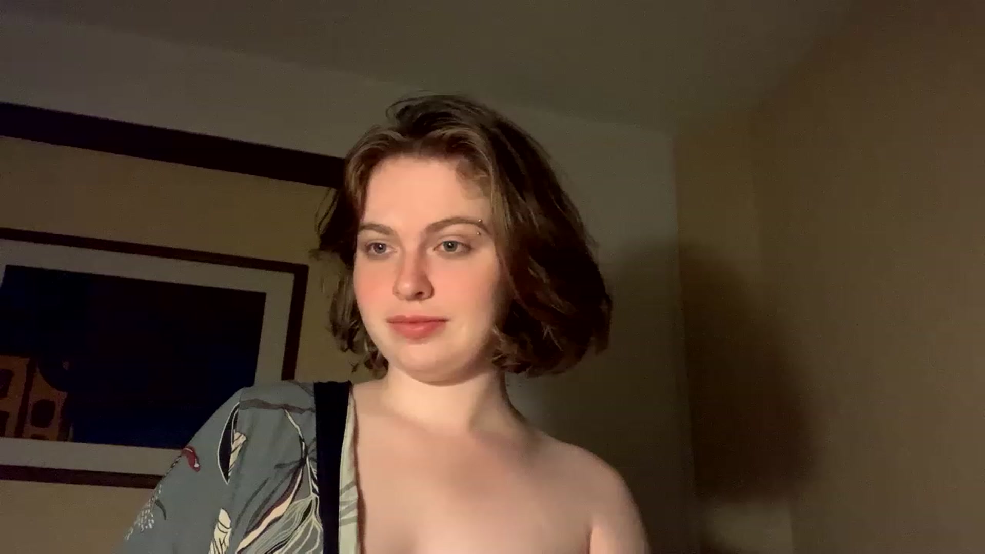 Gallery image thumbnail from Msprissylynx1's myfreecams stream on, 12/18/2022, 03:09 image 6 of 20