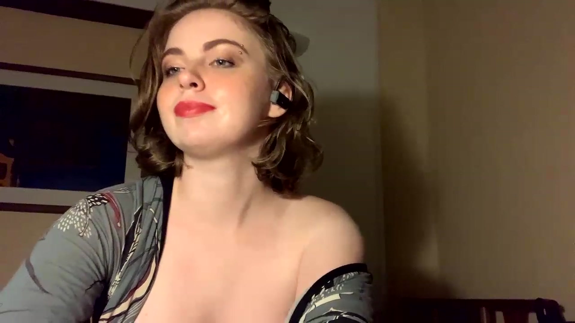 Gallery image thumbnail from Msprissylynx1's myfreecams stream on, 01/02/2023, 03:11 image 16 of 20