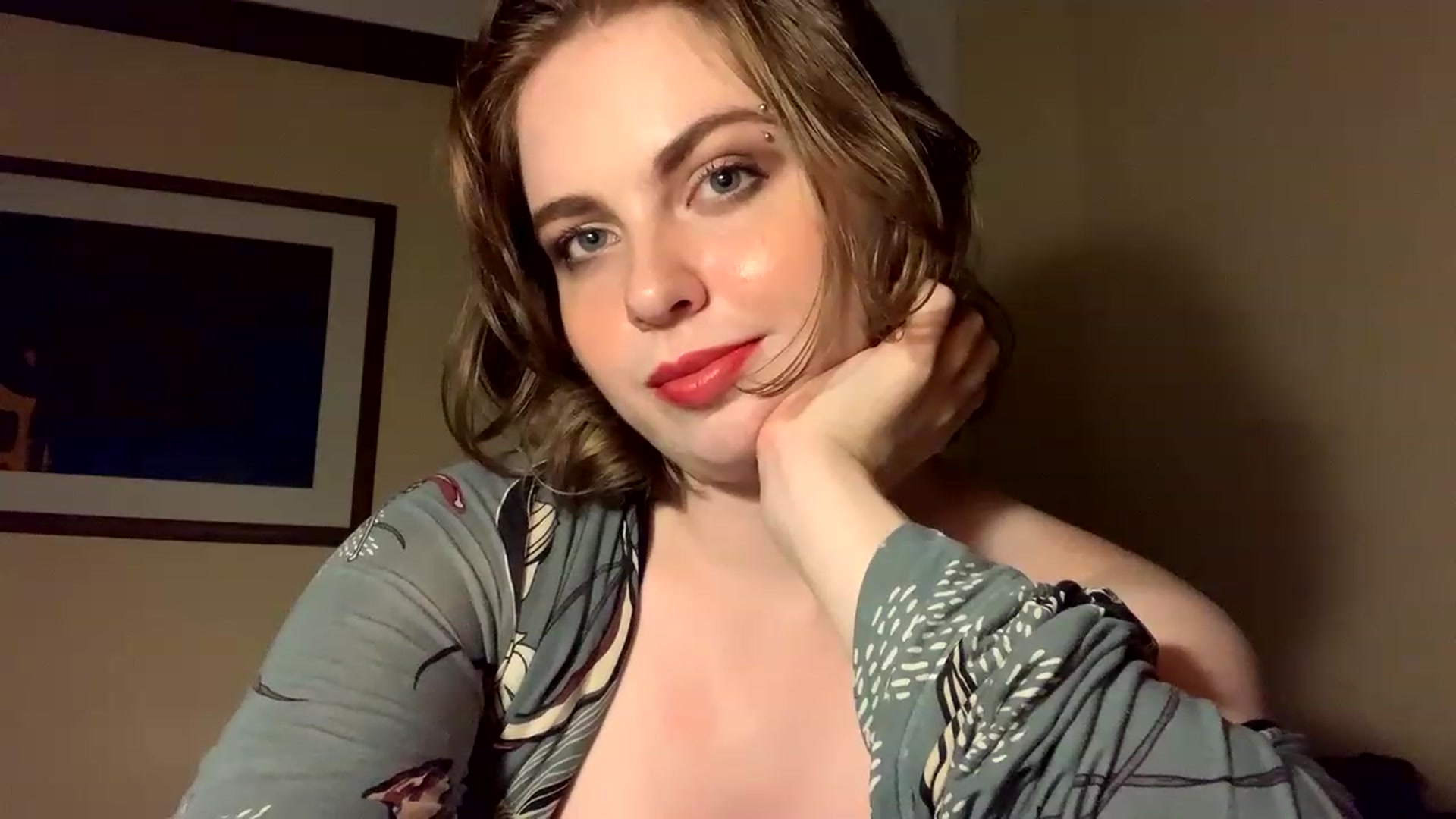 Gallery image thumbnail from Msprissylynx1's myfreecams stream on, 01/02/2023, 03:11 image 14 of 20