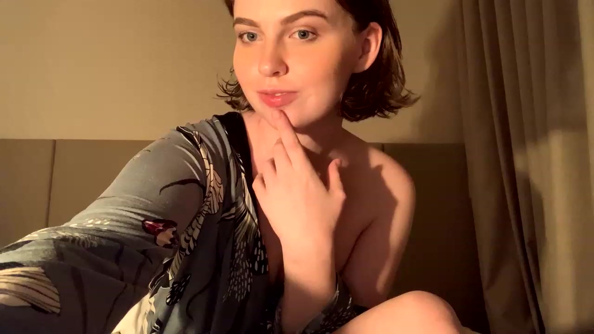 Gallery image thumbnail from Msprissylynx1's myfreecams stream on, 05/02/2023, 02:18 image 1 of 20