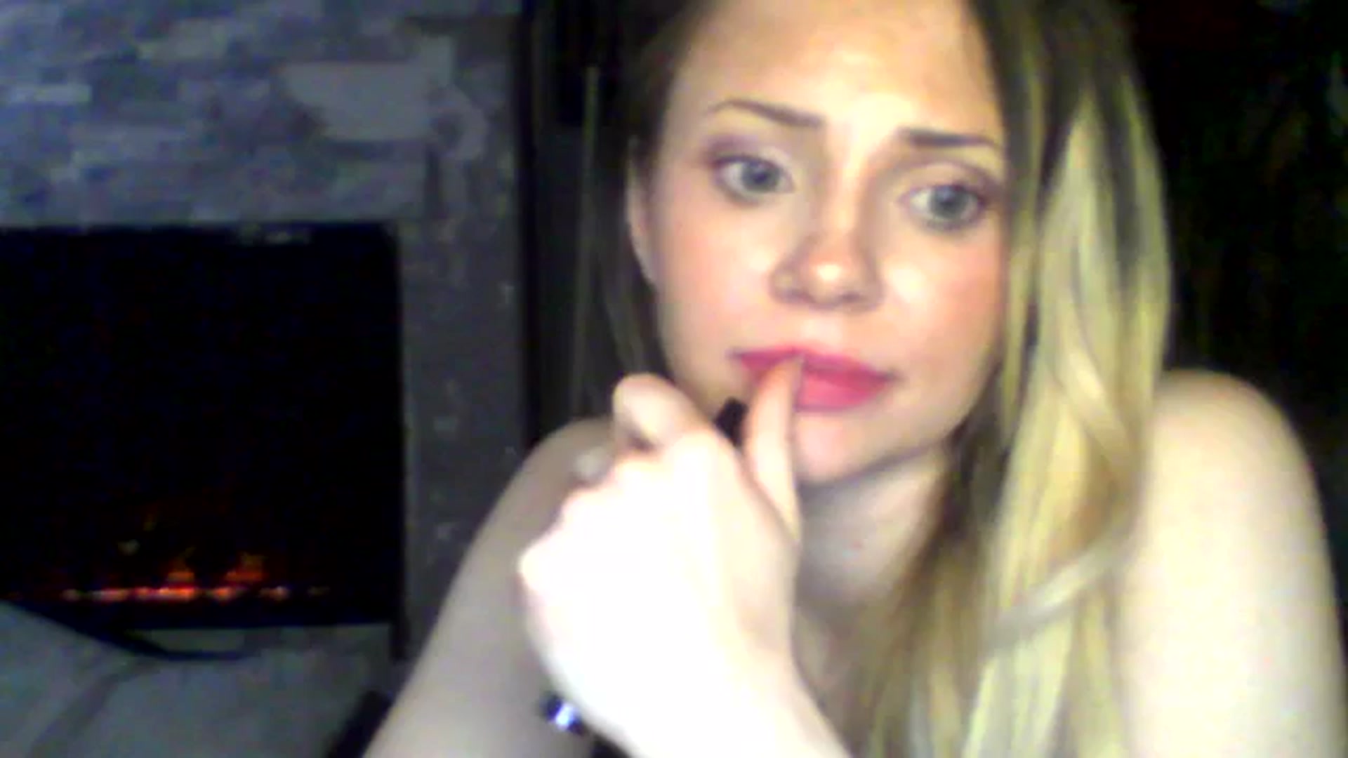 Gallery image thumbnail from MssKrasota's myfreecams stream on, 12/31/2023, 15:49 image 4 of 20