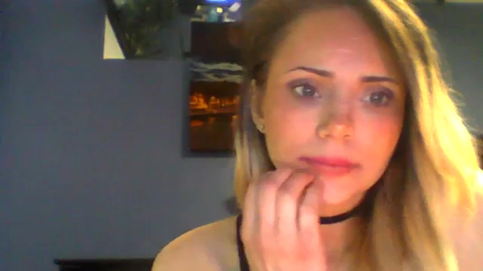 Gallery image thumbnail from MssKrasota's myfreecams stream on, 01/13/2024, 19:49 image 16 of 20