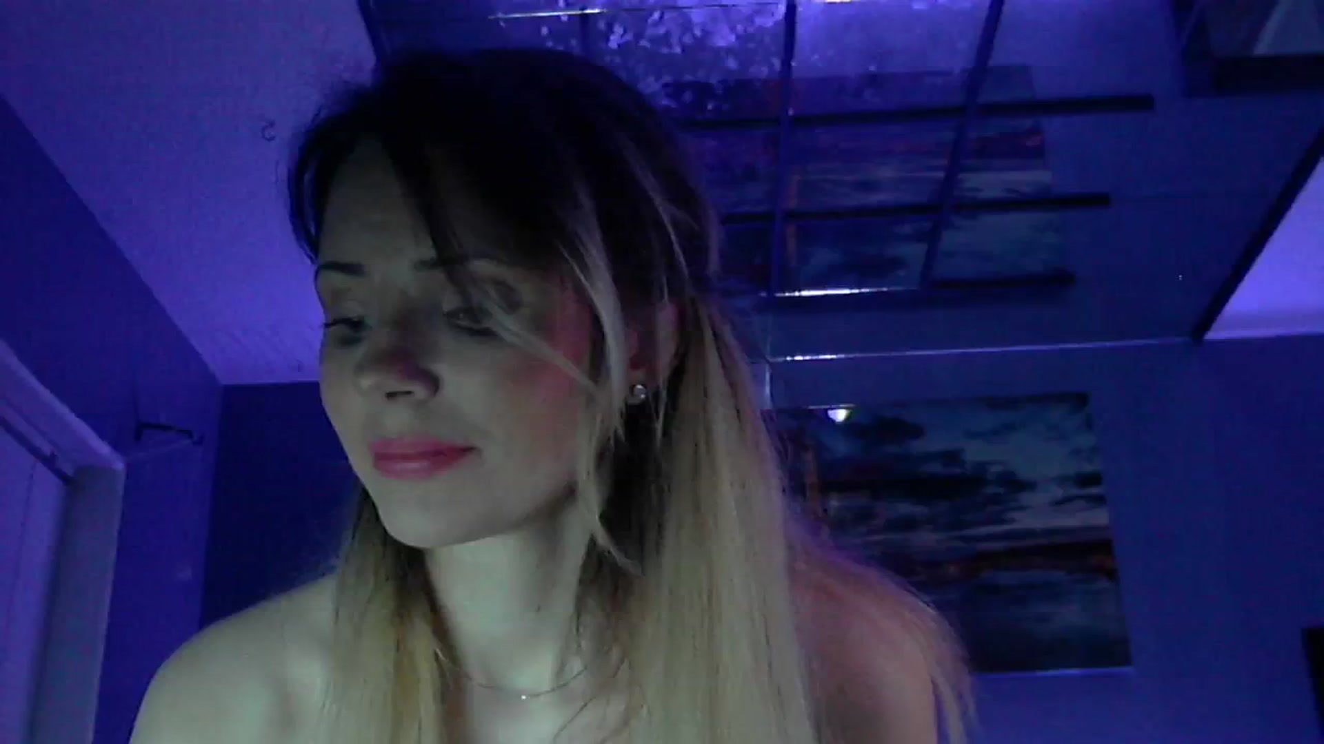 Gallery image thumbnail from MssKrasota's myfreecams stream on, 01/22/2024, 09:08 image 13 of 20