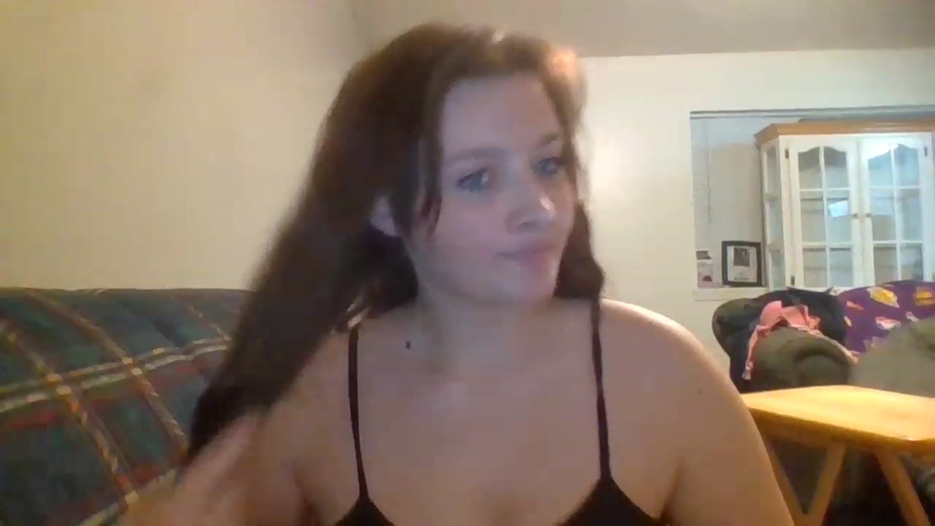 Gallery image thumbnail from Mtvliz's myfreecams stream on, 12/05/2022, 08:45 image 18 of 20