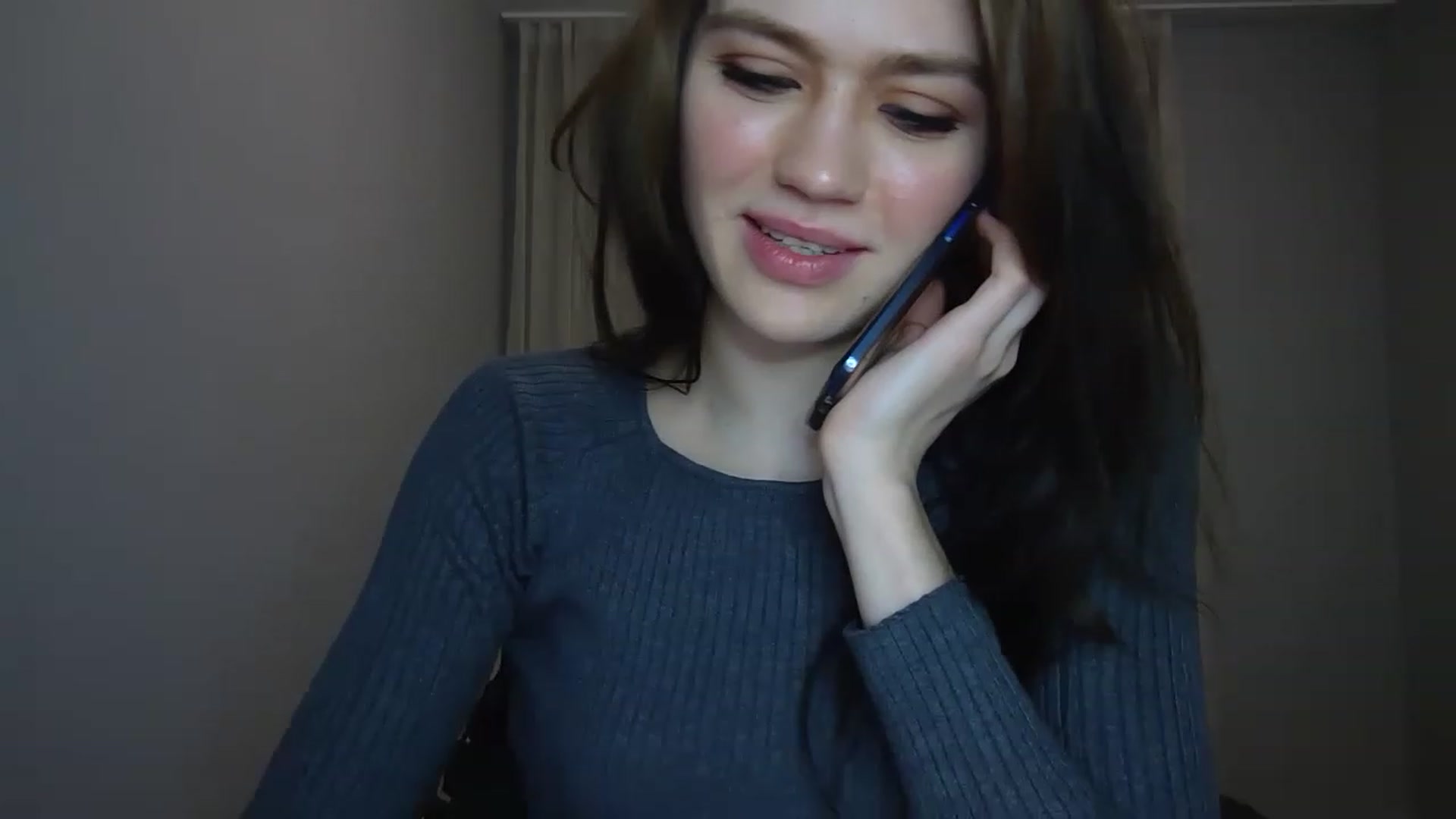 Gallery image thumbnail from Mufinmoon's myfreecams stream on, 03/24/2023, 17:23 image 8 of 20