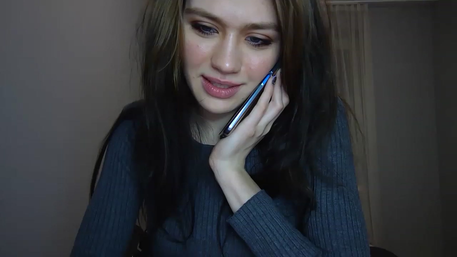 Gallery image thumbnail from Mufinmoon's myfreecams stream on, 03/24/2023, 17:23 image 7 of 20