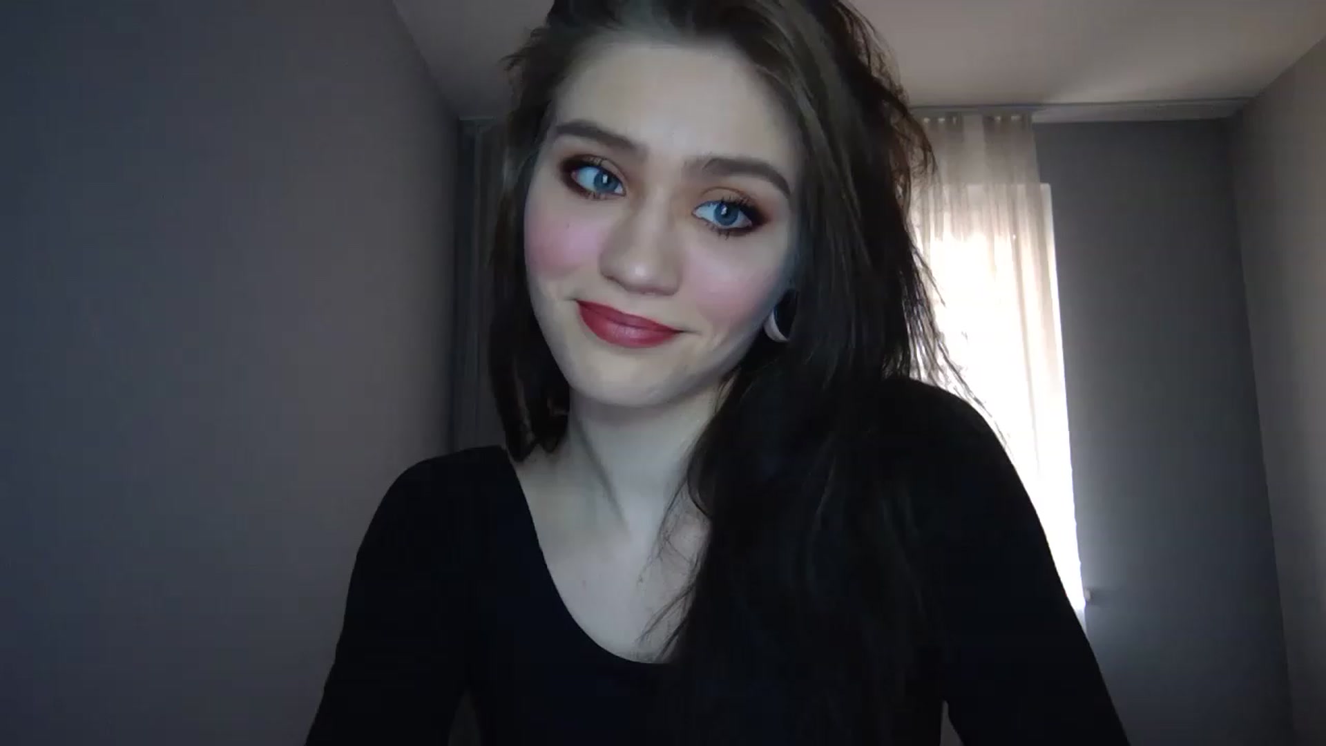Gallery image thumbnail from Mufinmoon's myfreecams stream on, 03/26/2023, 15:03 image 18 of 20