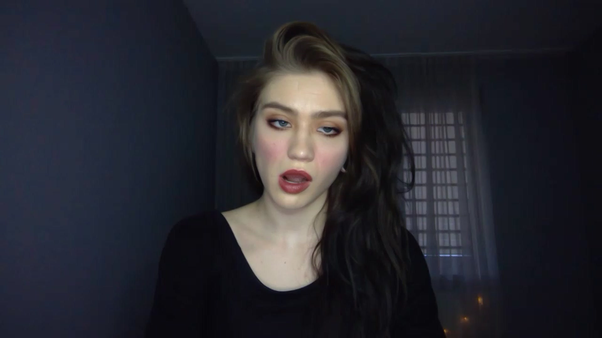 Gallery image thumbnail from Mufinmoon's myfreecams stream on, 03/26/2023, 17:11 image 4 of 20