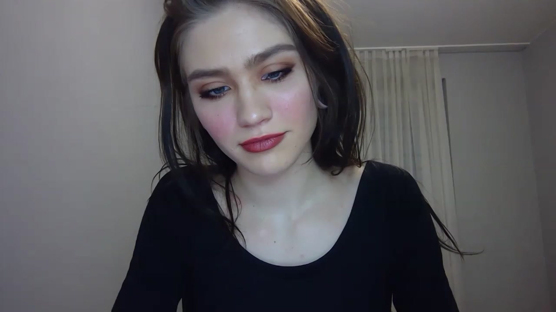 Gallery image thumbnail from Mufinmoon's myfreecams stream on, 03/26/2023, 17:11 image 15 of 20
