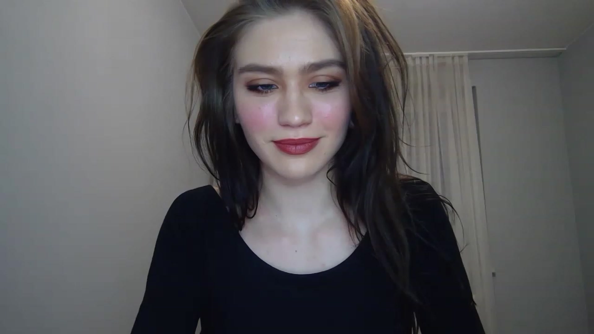Gallery image thumbnail from Mufinmoon's myfreecams stream on, 03/26/2023, 17:11 image 18 of 20