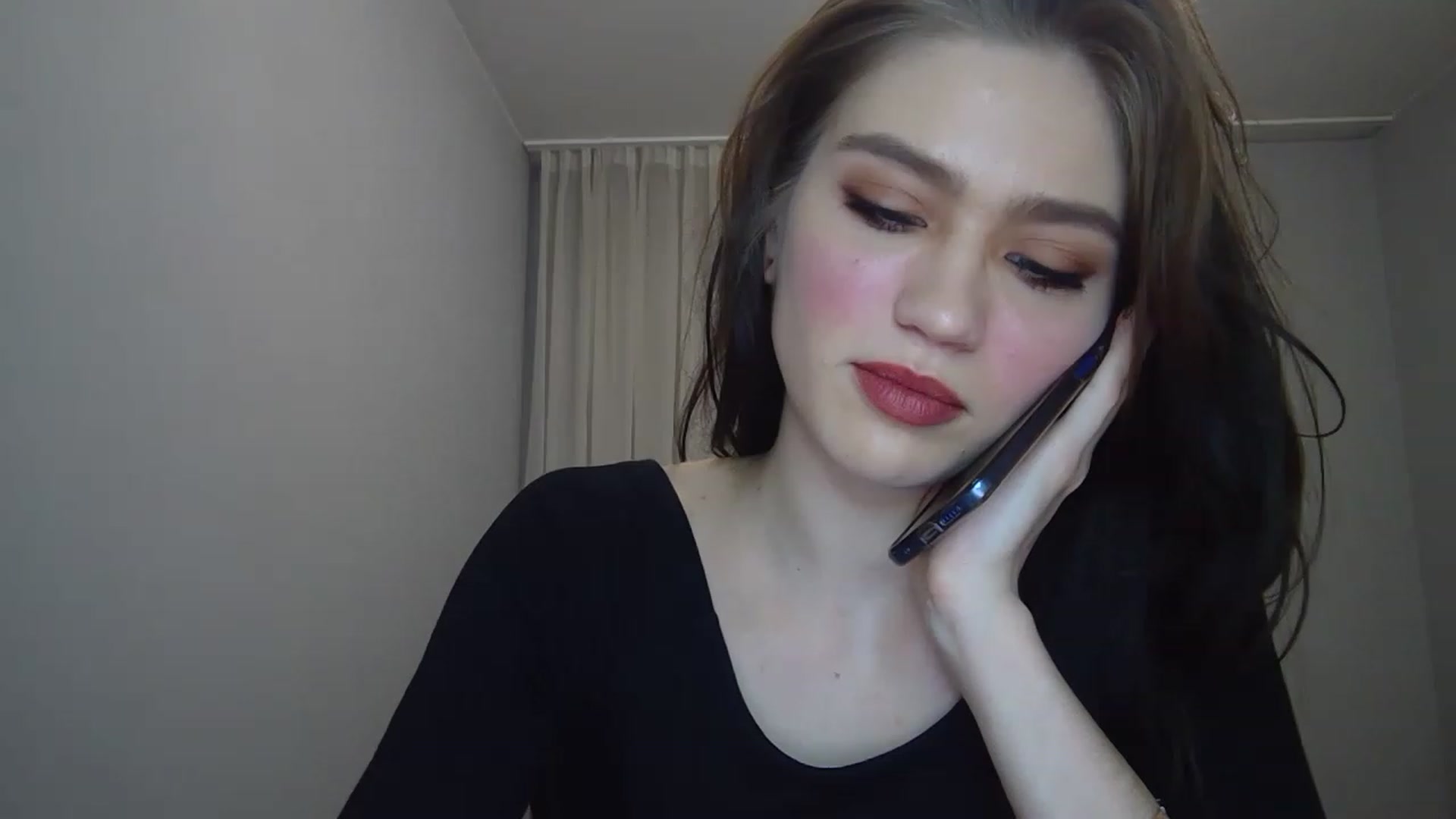 Gallery image thumbnail from Mufinmoon's myfreecams stream on, 03/26/2023, 17:49 image 4 of 20