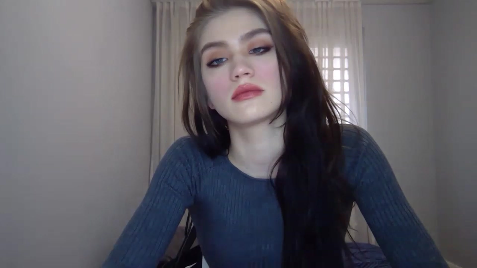 Gallery image thumbnail from Mufinmoon's myfreecams stream on, 03/27/2023, 10:45 image 12 of 20