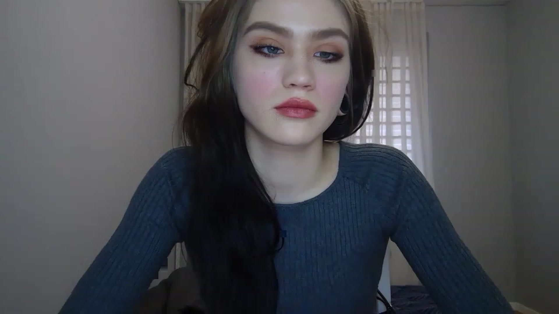 Gallery image thumbnail from Mufinmoon's myfreecams stream on, 03/27/2023, 10:45 image 6 of 20