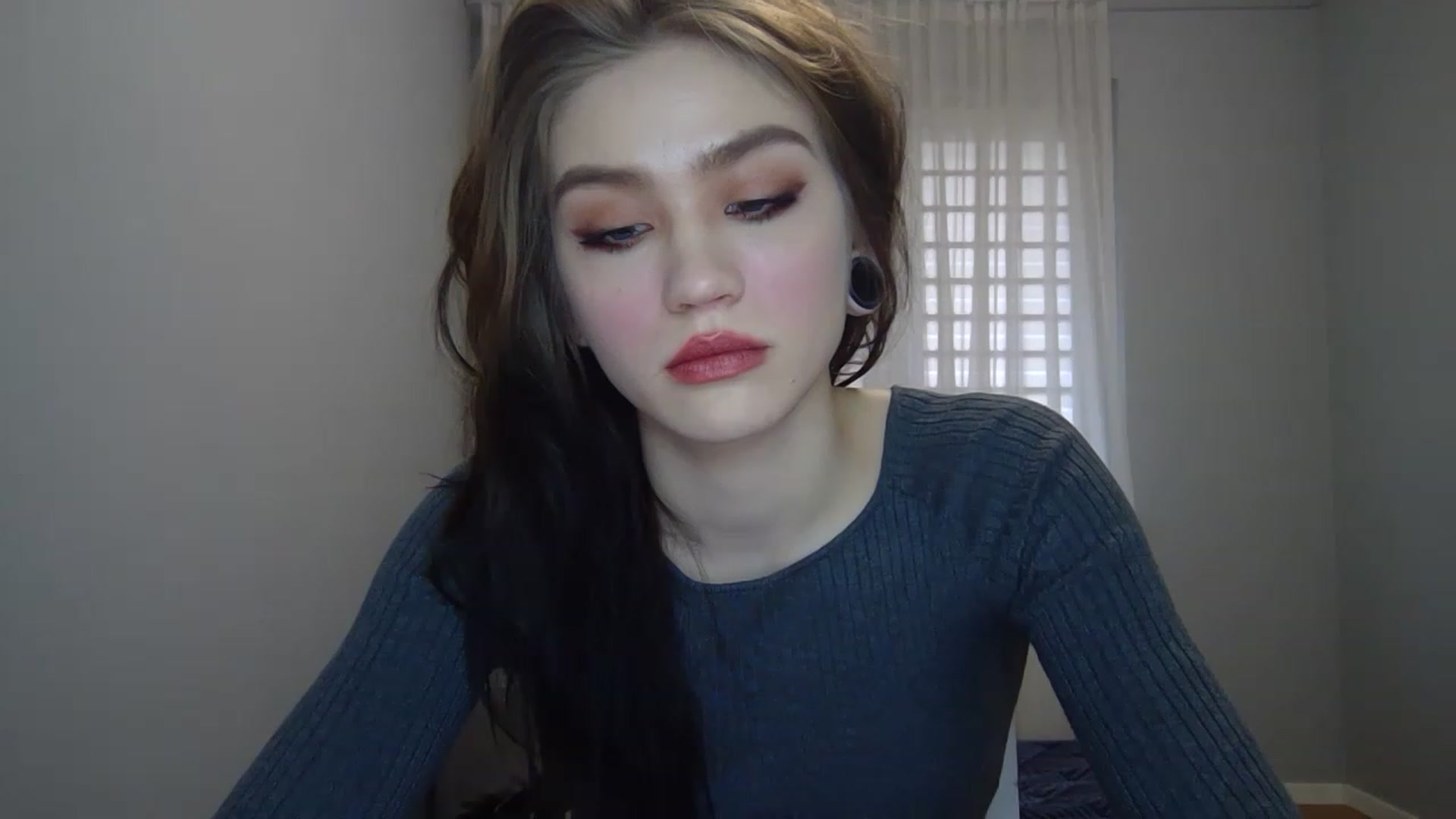 Gallery image thumbnail from Mufinmoon's myfreecams stream on, 03/27/2023, 10:45 image 7 of 20