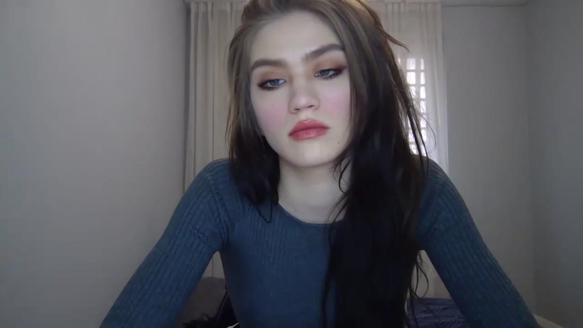 Gallery image thumbnail from Mufinmoon's myfreecams stream on, 03/27/2023, 10:45 image 14 of 20