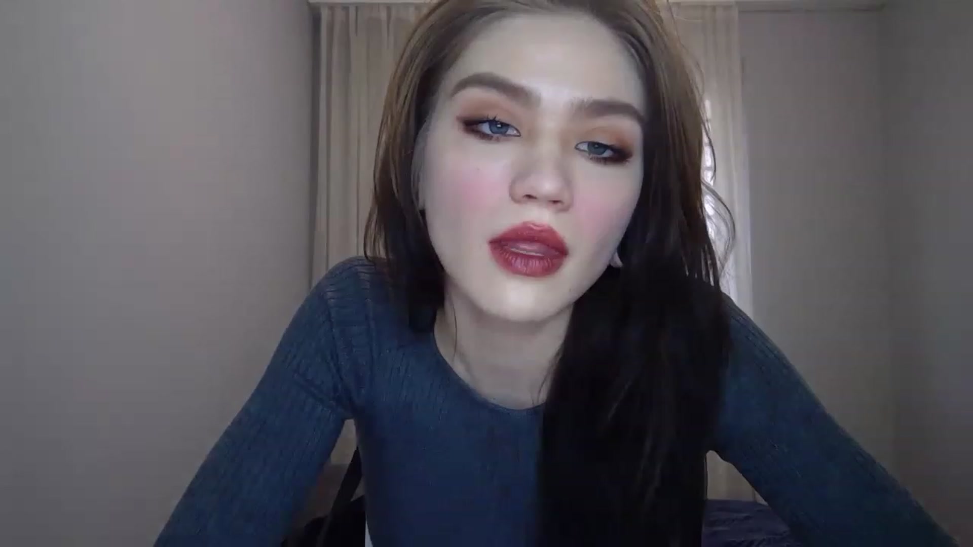 Gallery image thumbnail from Mufinmoon's myfreecams stream on, 03/27/2023, 12:39 image 11 of 20