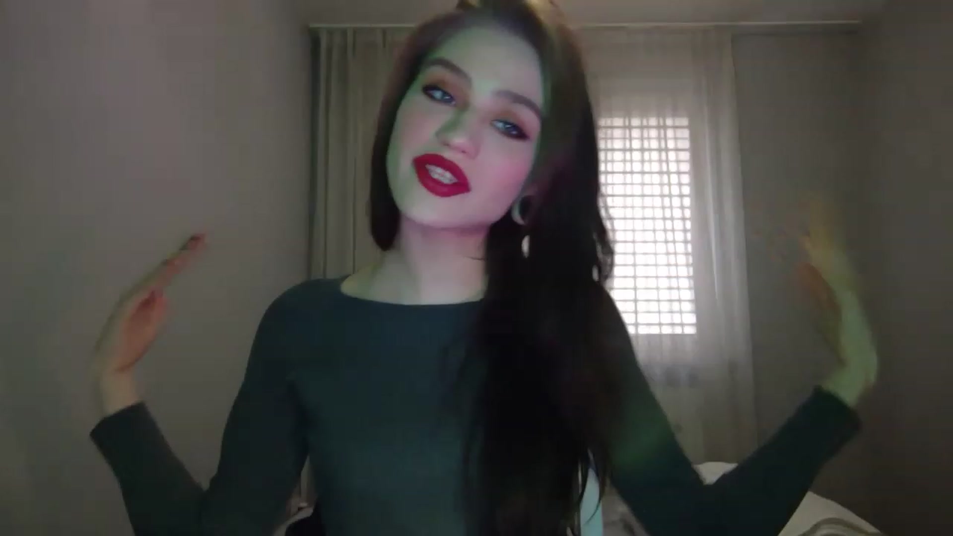 Gallery image thumbnail from Mufinmoon's myfreecams stream on, 03/31/2023, 14:04 image 10 of 20