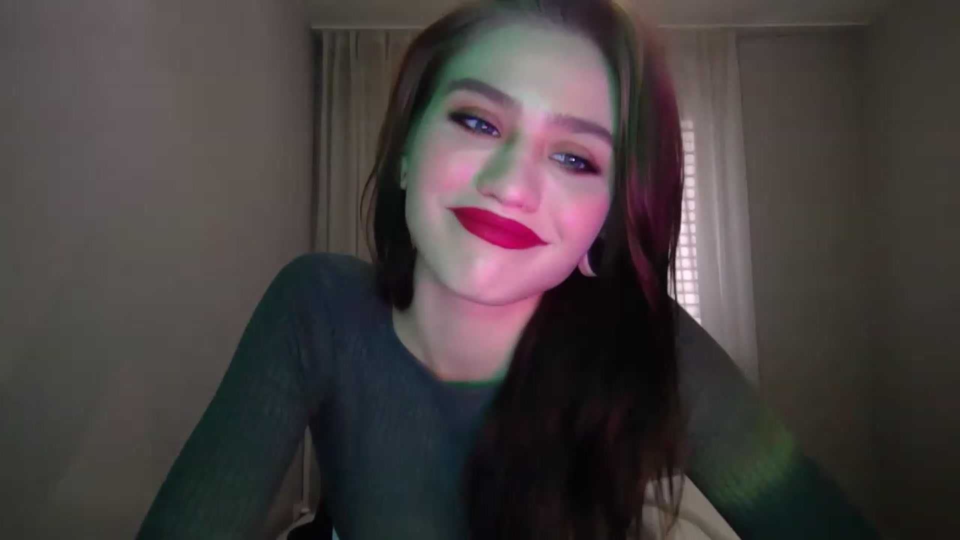 Gallery image thumbnail from Mufinmoon's myfreecams stream on, 03/31/2023, 14:04 image 16 of 20