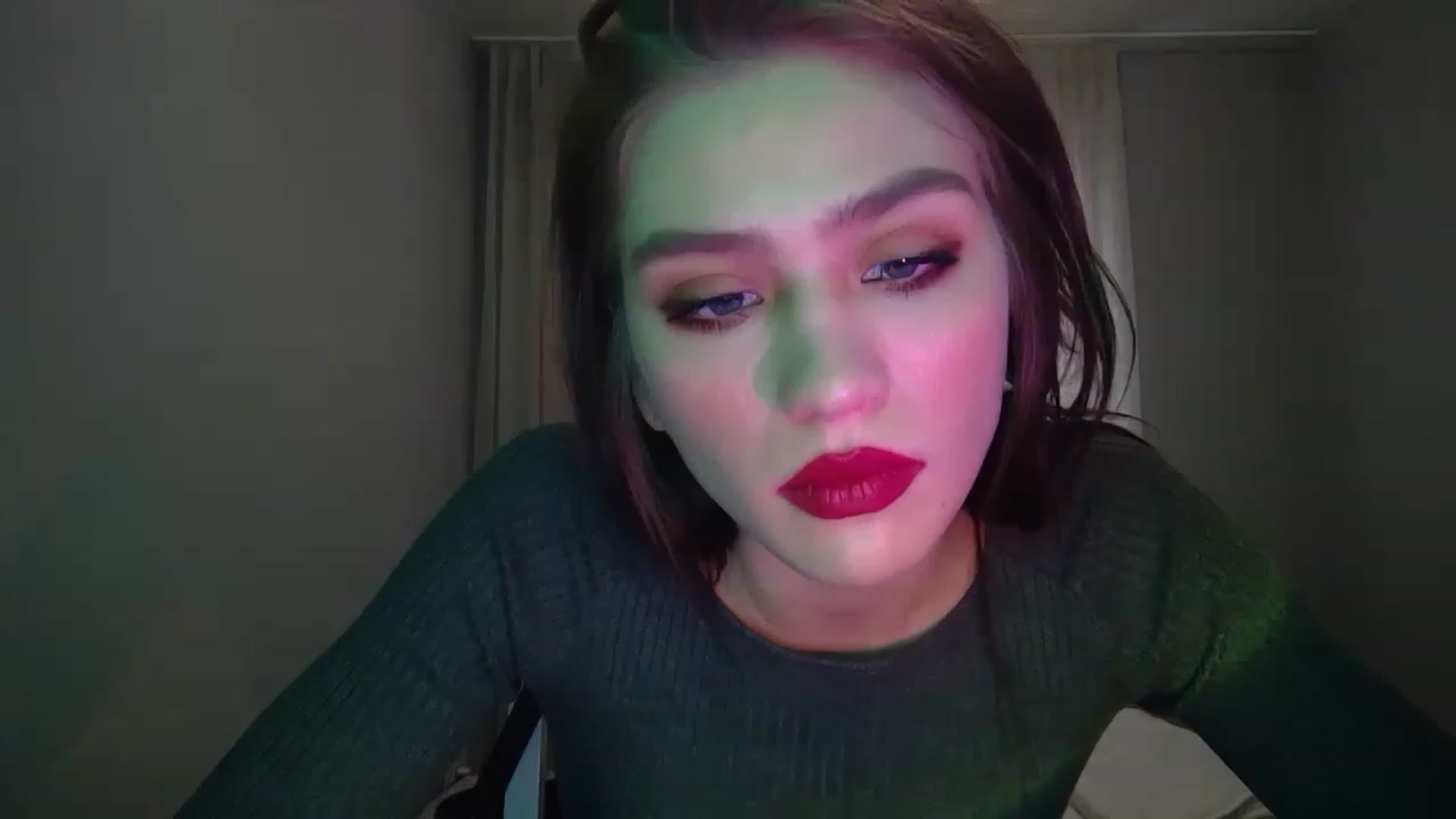 Gallery image thumbnail from Mufinmoon's myfreecams stream on, 03/31/2023, 14:04 image 1 of 20