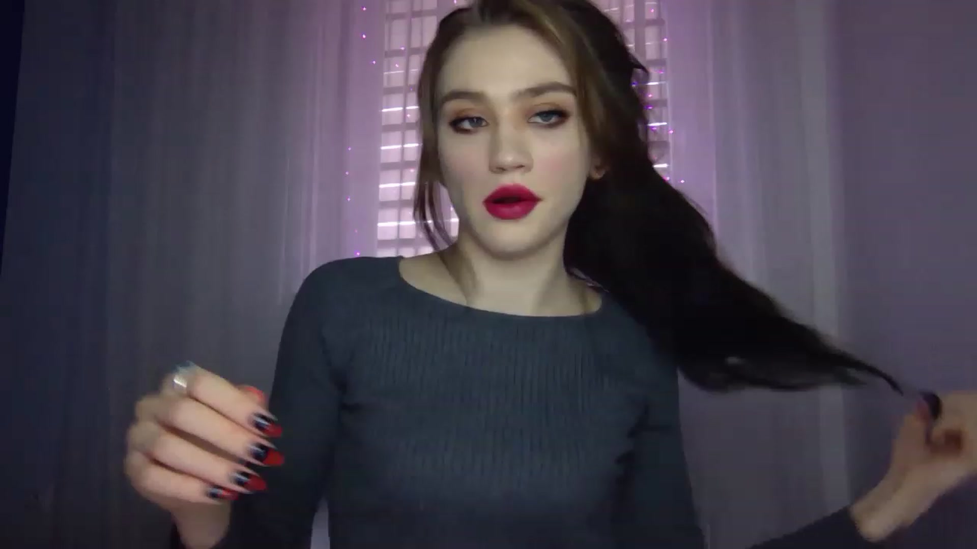 Gallery image thumbnail from Mufinmoon's myfreecams stream on, 04/04/2023, 09:50 image 5 of 20