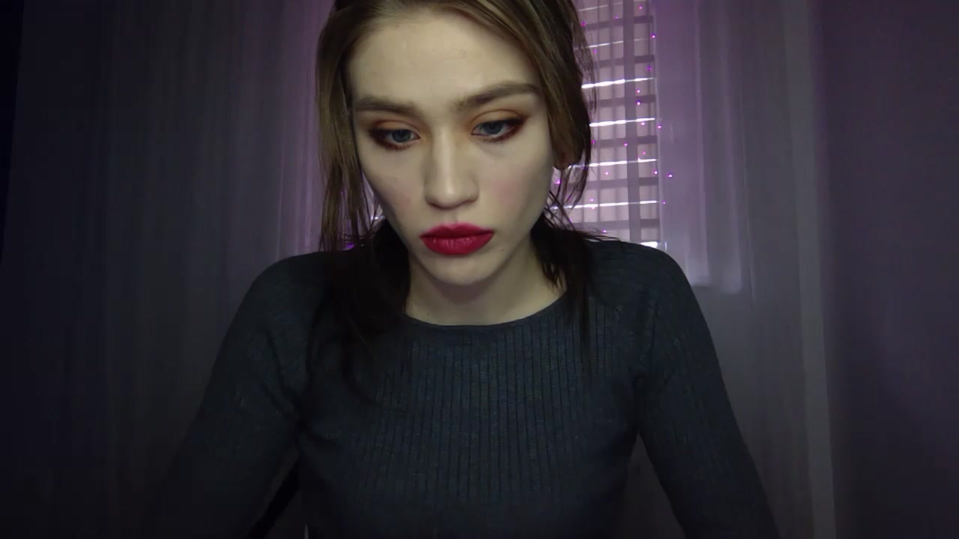 Gallery image thumbnail from Mufinmoon's myfreecams stream on, 04/04/2023, 09:50 image 2 of 20